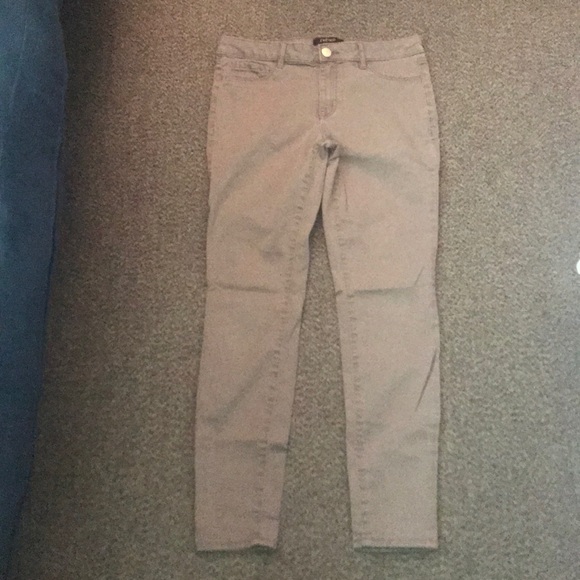 💥SALE💥 🔴2/$10 Refuge Light Mauve Skinny Jeans 8 - Picture 1 of 5